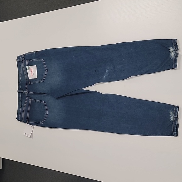 Straight Jean - Picture 2 of 2